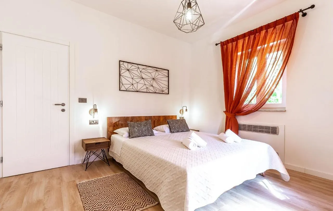 Villa Dionis Kaštelir Kroatien